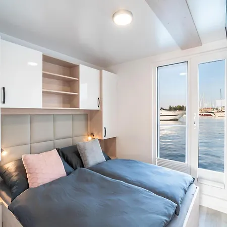 Dream Houseboat With A Whirlpool On The Water Botel Novigrad (Istria)