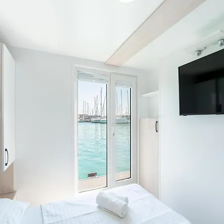 Dream Houseboat With A Whirlpool On The Water Botel Novigrad (Istria)